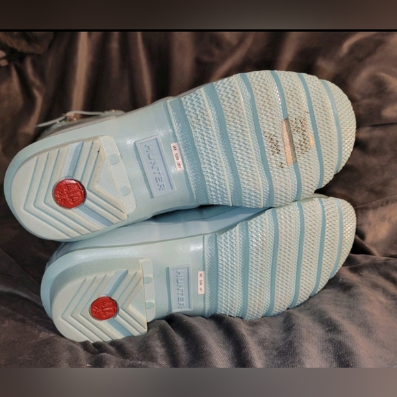 Hunter Original Tall Blue Green Waterproof 7 Boot W/ Matching Metallic Socks - Picture 10 of 16